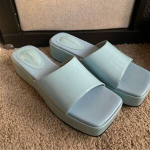 Audrey O Women's Sky Blue Platform Sandals size 10
